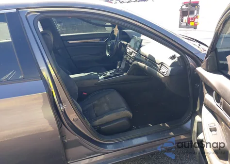 2019 Honda Accord Sport из США, поврежденный, VIN 1HGCV1F34KA080469